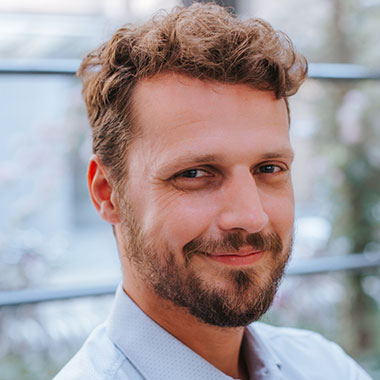 Portrait_Daniel-Thomas.jpg